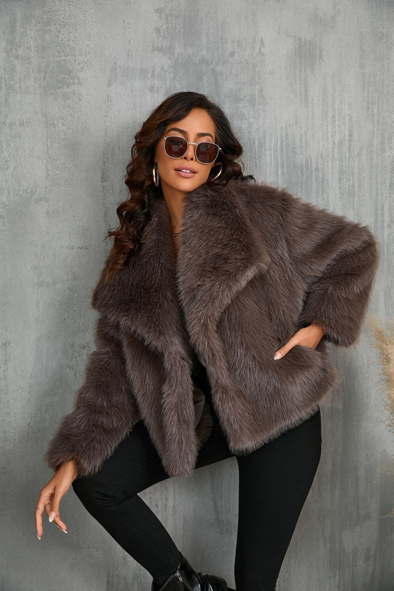 Lowanna - Faux Fur Coat Olivia The Label