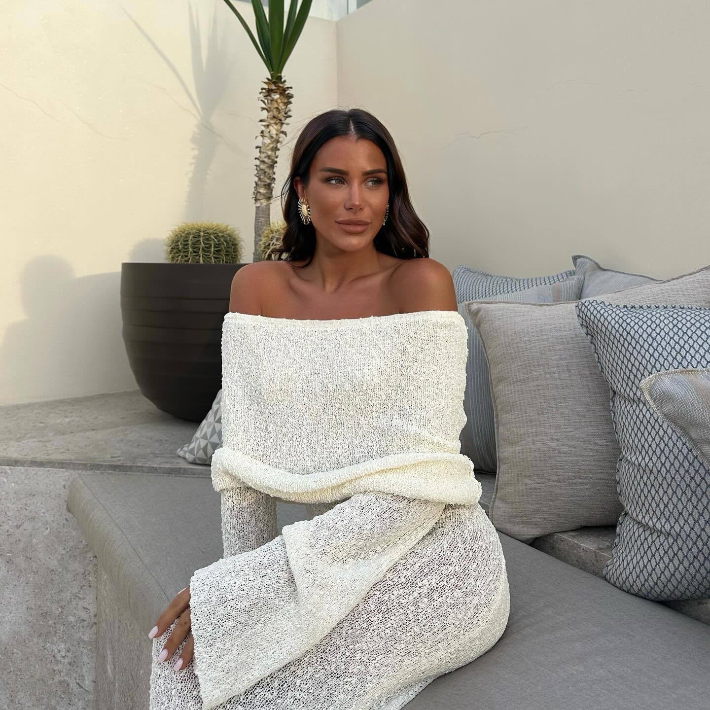 Nayara - Elegant Off Shoulder Maxi Dress Olivia The Label