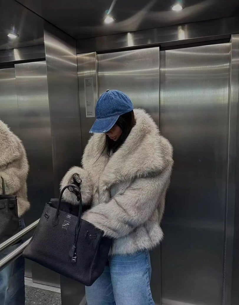 Lowanna - Faux Fur Coat Olivia The Label