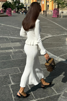 Lara - V-Neck Knitted Set Olivia The Label