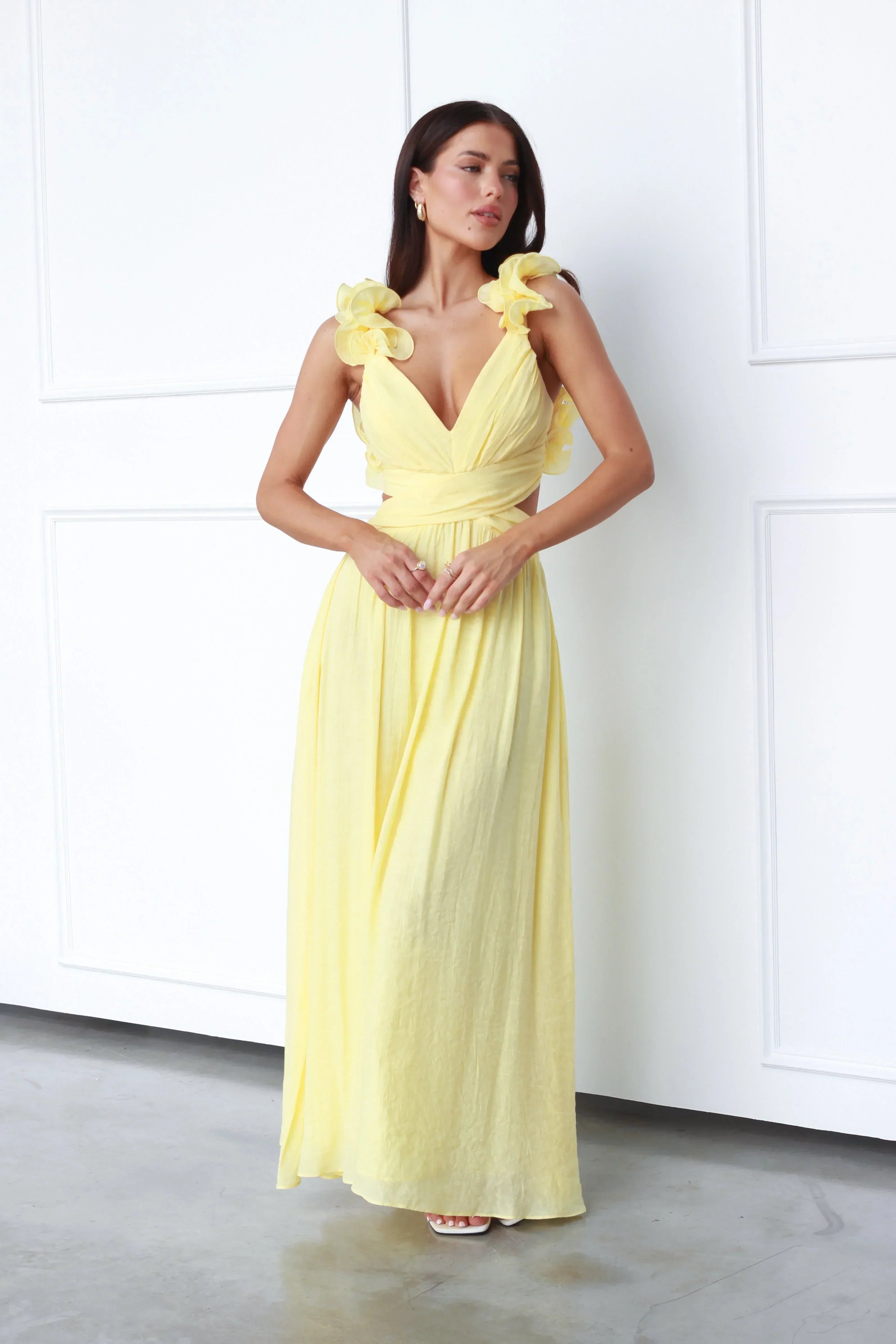 Brielle - Elegant Backless Maxi Dress Olivia The Label